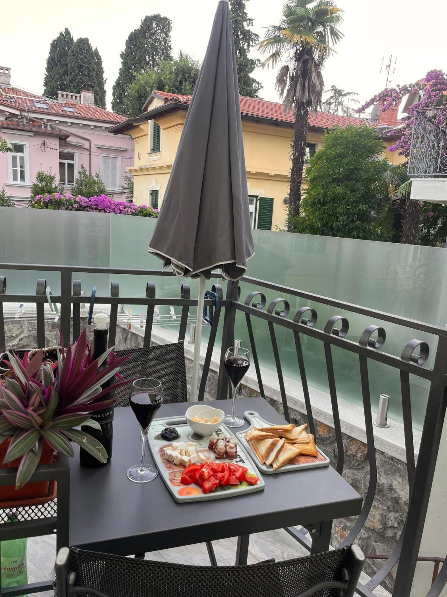 Apartment Andreja, Opatija City Center Exteriör bild