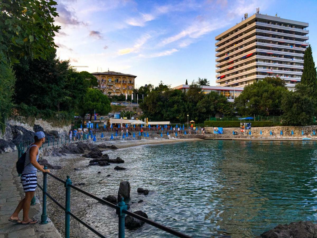 Apartment Andreja, Opatija City Center Exteriör bild